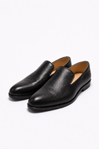 Grandeur Man Black Textured Leather Belgian Loafers