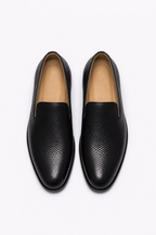 Grandeur Man Black Textured Leather Belgian Loafers