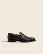 Grandeur Man Black Textured Leather Belgian Loafers