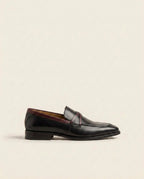 Black Leather Loafers with Contrast Strap – Modern Formal Slip-On Shoes