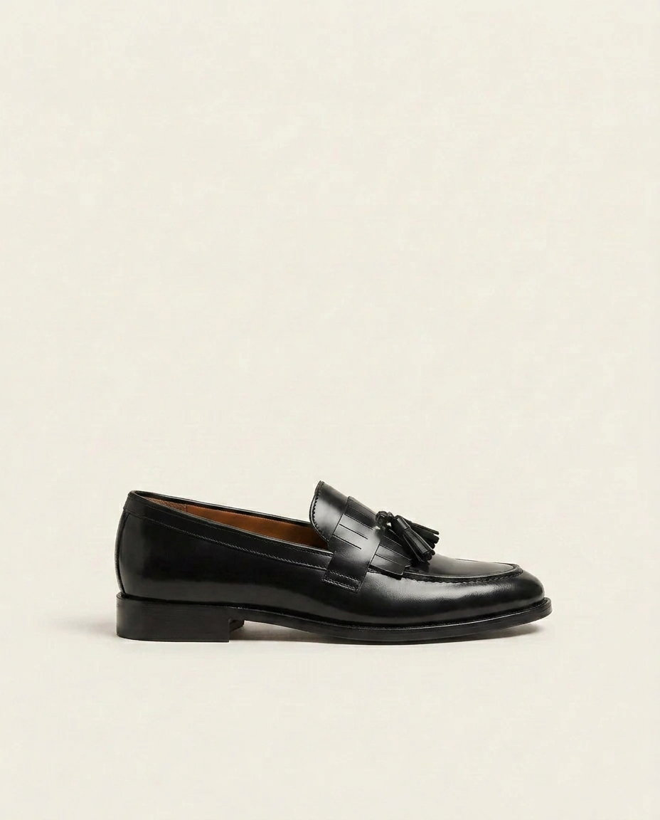 Black Leather Tassel Loafers for Men – Classic Formal Slip-On Shoes