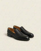 Grandeur Man Black Textured Leather Belgian Loafers