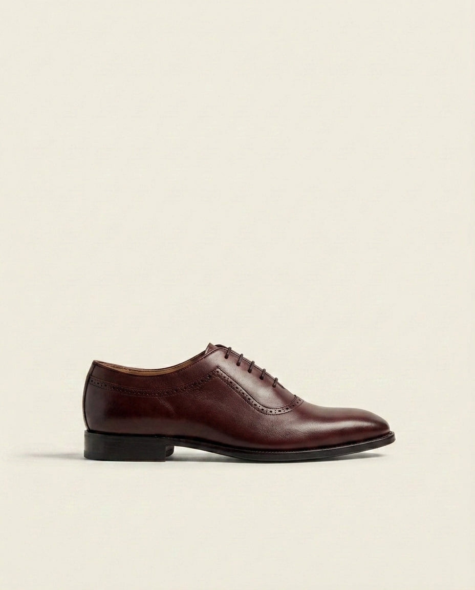 Burgundy Leather Oxford Shoes – Wingtip Detail Lace-Up Formal Shoes