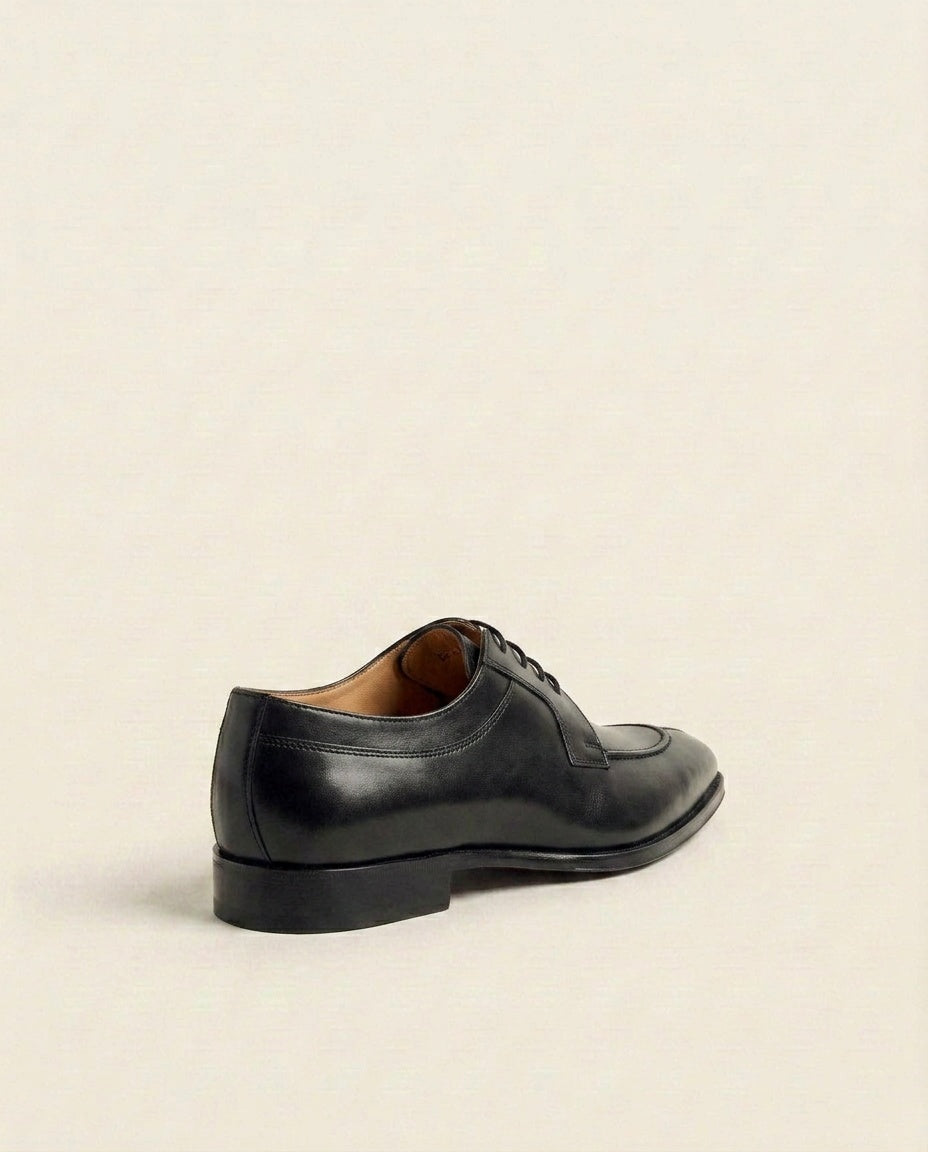 Black Leather Apron Toe Derby Shoes for Men – Handcrafted Formal Lace-Up Footwear